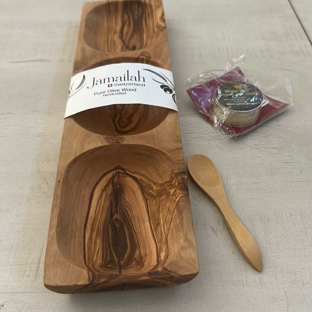 Jamailah Olivewood Snack Tray NWT